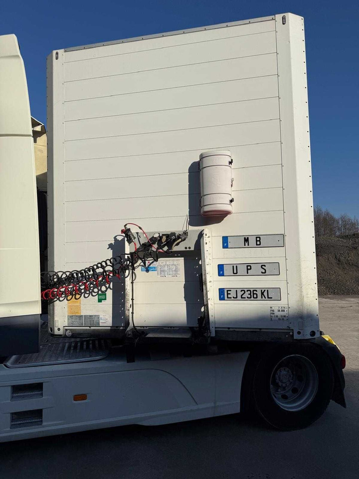 Schmitz Izoterma Kontener Box, 2017r, roleta , 481083 km , z Francji - Izotermička poluprikolica: slika 5 Schmitz Izoterma Kontener Box, 2017r, roleta , 481083 km , z Francji - Izotermička poluprikolica: slika 5
