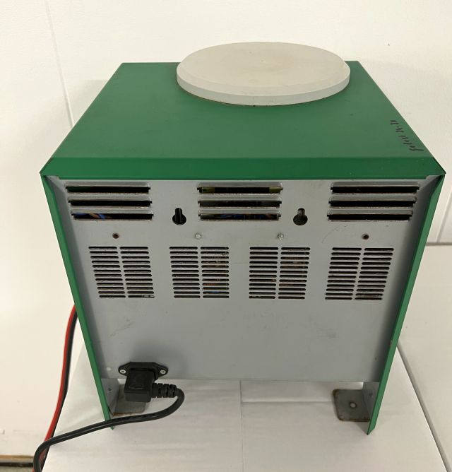 Hoppecke unknown | Trak mini 24V30A 230v Year unknown 80A Rema battery connecto Trak mini 24V30A 230v Year unknown 80A Rema battery connector - Baterija za Oprema za rukovanje materijalima: slika 2 Hoppecke unknown | Trak mini 24V30A 230v Year unknown 80A Rema battery connecto Trak mini 24V30A 230v Year unknown 80A Rema battery connector - Baterija za Oprema za rukovanje materijalima: slika 2