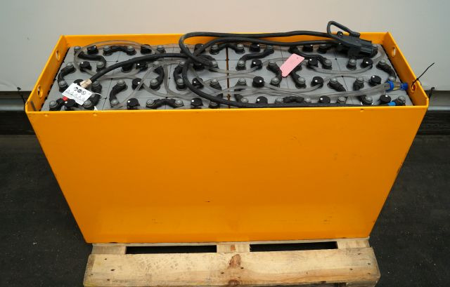 Jungheinrich unknown | Battery 48V775Ah 05-EPZS775SC Year 2024 weight 1135 kg sn - Baterija za Oprema za rukovanje materijalima: slika 1 Jungheinrich unknown | Battery 48V775Ah 05-EPZS775SC Year 2024 weight 1135 kg sn - Baterija za Oprema za rukovanje materijalima: slika 1