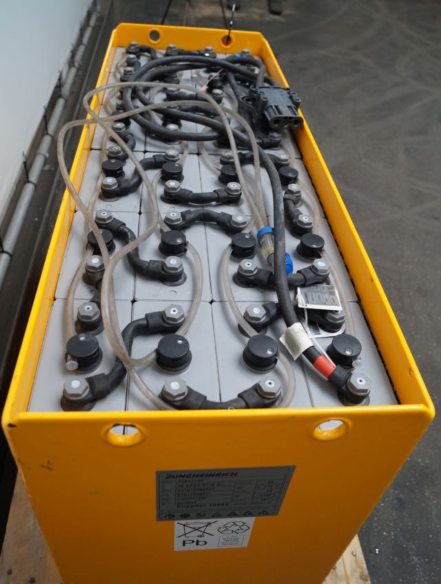 Jungheinrich unknown | Battery 48V775Ah 05-EPZS775SC Year 2024 weight 1135 kg sn - Baterija za Oprema za rukovanje materijalima: slika 2 Jungheinrich unknown | Battery 48V775Ah 05-EPZS775SC Year 2024 weight 1135 kg sn - Baterija za Oprema za rukovanje materijalima: slika 2