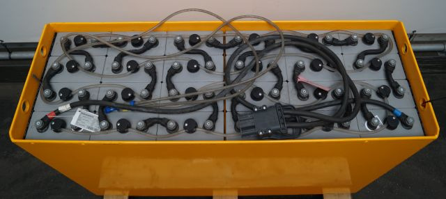 Jungheinrich unknown | Battery 48V775Ah 05-EPZS775SC Year 2024 weight 1135 kg sn  - Baterija za Oprema za rukovanje materijalima: slika 3 Jungheinrich unknown | Battery 48V775Ah 05-EPZS775SC Year 2024 weight 1135 kg sn  - Baterija za Oprema za rukovanje materijalima: slika 3