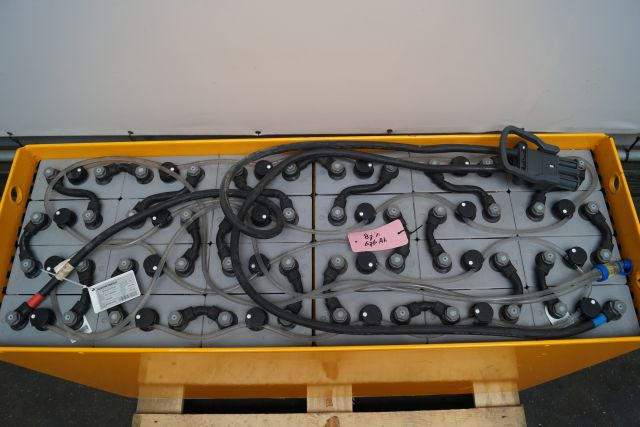 Jungheinrich unknown | Battery 48V775Ah 05-EPZS775SC Year 2024 weight 1135 kg sn  - Baterija za Oprema za rukovanje materijalima: slika 3 Jungheinrich unknown | Battery 48V775Ah 05-EPZS775SC Year 2024 weight 1135 kg sn  - Baterija za Oprema za rukovanje materijalima: slika 3