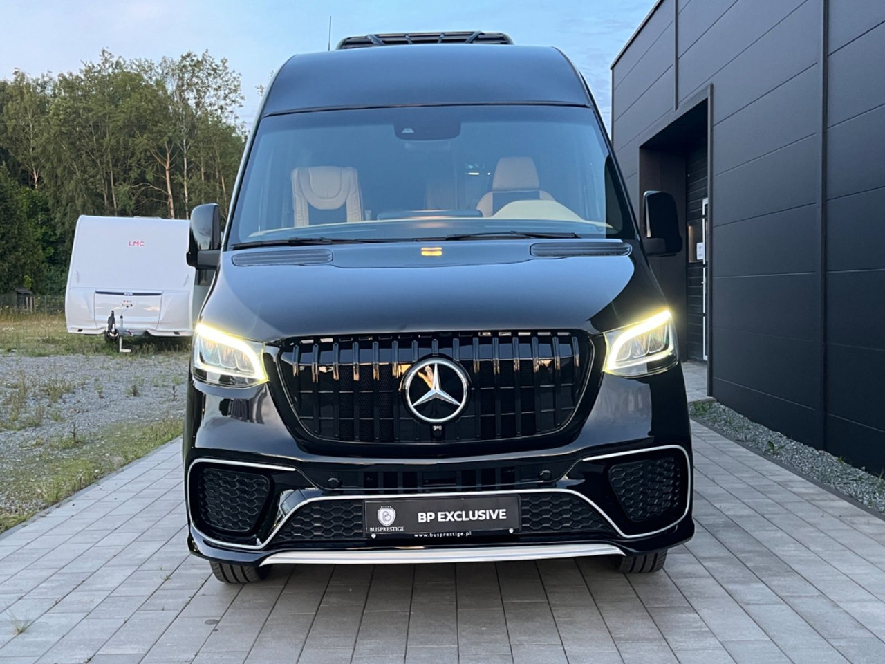 Mercedes-Benz Sprinter 519 XL /19+1+1/Luxury Bus /Coming Soon! Mercedes-Benz Sprinter 519 XL /19+1+1/Luxury /Panorama Windows - Minibus, Putnički kombi: slika 2 Mercedes-Benz Sprinter 519 XL /19+1+1/Luxury Bus /Coming Soon! Mercedes-Benz Sprinter 519 XL /19+1+1/Luxury /Panorama Windows - Minibus, Putnički kombi: slika 2