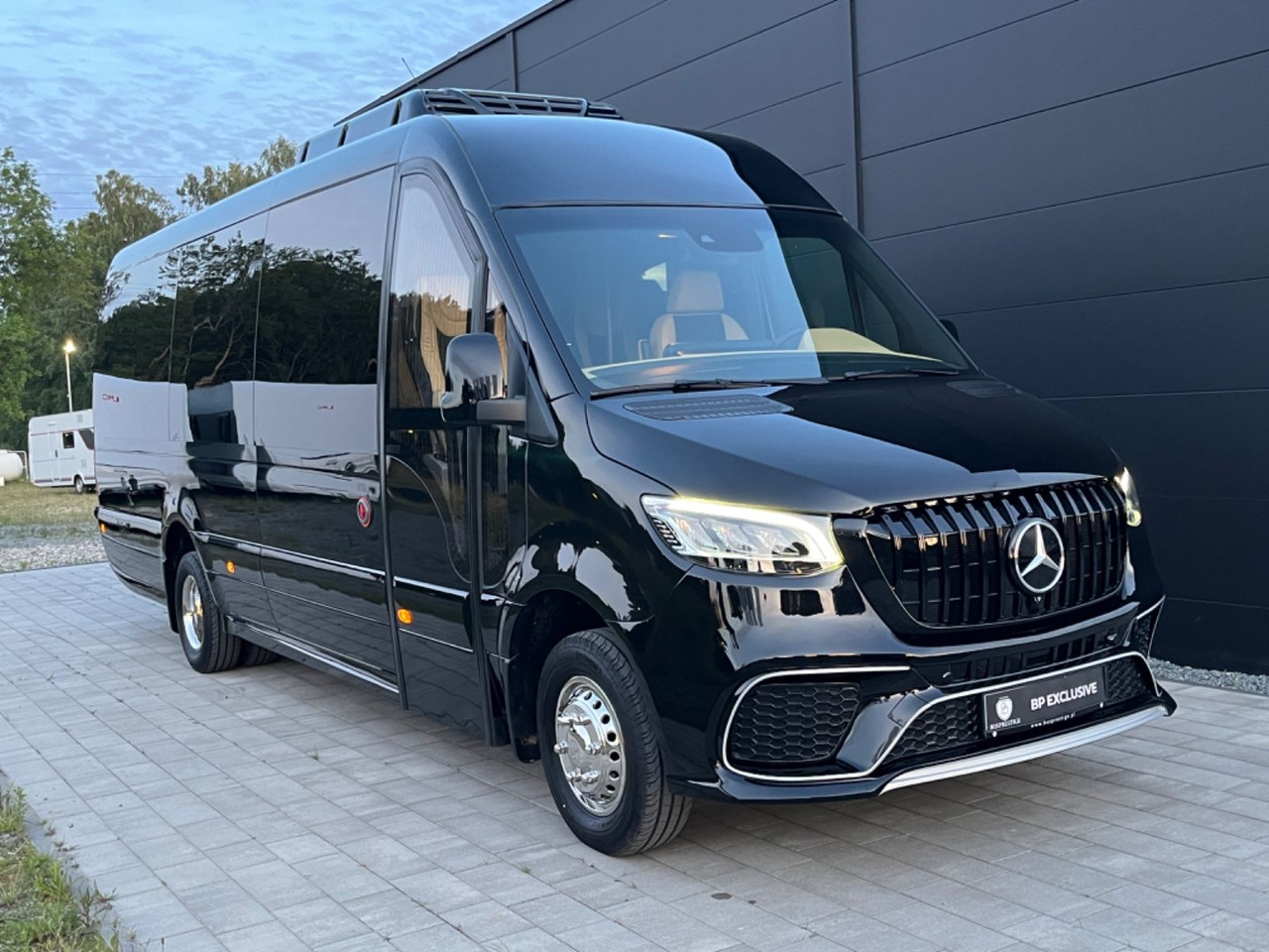 Mercedes-Benz Sprinter 519 XL /19+1+1/Luxury Bus /Coming Soon! Mercedes-Benz Sprinter 519 XL /19+1+1/Luxury /Panorama Windows - Minibus, Putnički kombi: slika 1 Mercedes-Benz Sprinter 519 XL /19+1+1/Luxury Bus /Coming Soon! Mercedes-Benz Sprinter 519 XL /19+1+1/Luxury /Panorama Windows - Minibus, Putnički kombi: slika 1