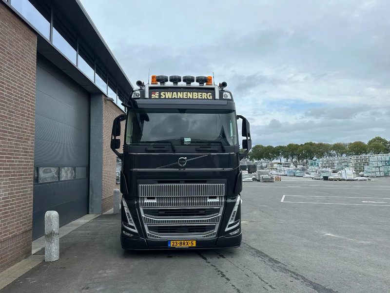 Volvo FH 500 6x2 /Full AIR / PTO Globe XL - Tegljač: slika 3 Volvo FH 500 6x2 /Full AIR / PTO Globe XL - Tegljač: slika 3