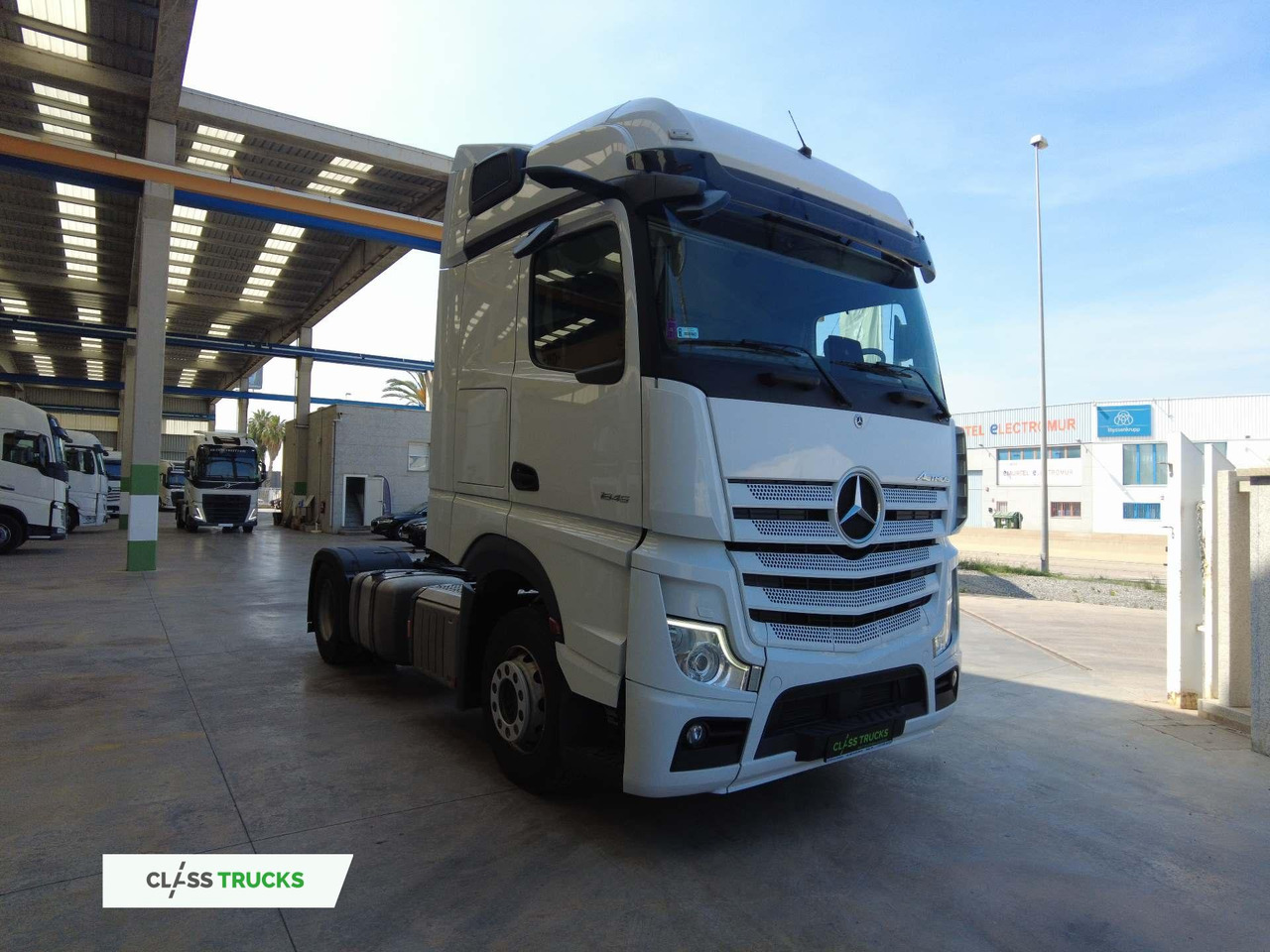 Mercedes-Benz Actros 5 1845 BigSpace - Tegljač: slika 2 Mercedes-Benz Actros 5 1845 BigSpace - Tegljač: slika 2