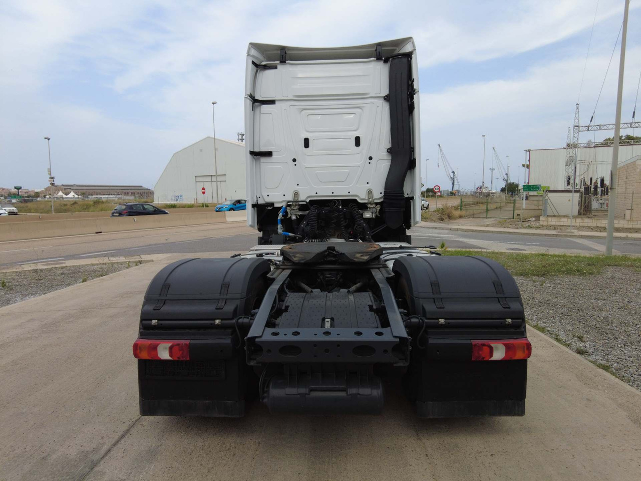 Mercedes-Benz Actros 5 1845 BigSpace, Max tanks - Tegljač: slika 4 Mercedes-Benz Actros 5 1845 BigSpace, Max tanks - Tegljač: slika 4