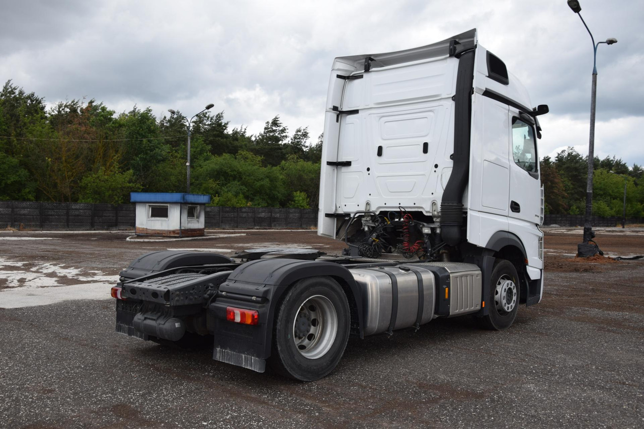 Mercedes-Benz Actros 5 1845 BigSpace Max tanks - Tegljač: slika 4 Mercedes-Benz Actros 5 1845 BigSpace Max tanks - Tegljač: slika 4