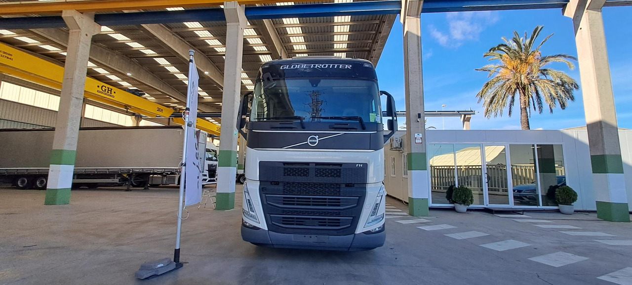 Volvo FH 460 Globetrotter XL Retarder - Tegljač: slika 2 Volvo FH 460 Globetrotter XL Retarder - Tegljač: slika 2