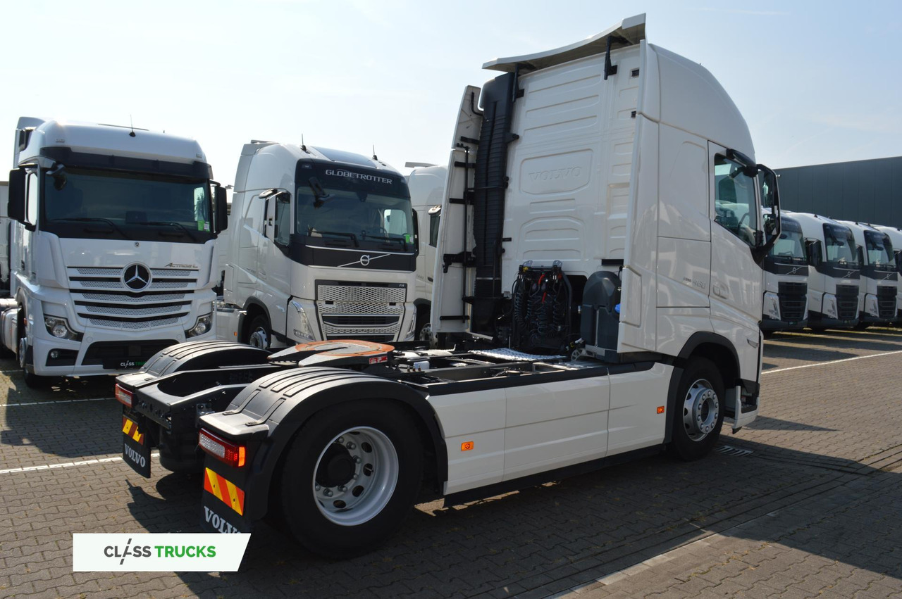 Volvo FH 460 Globetrotter XL i-Save Side Skirts - Tegljač: slika 4 Volvo FH 460 Globetrotter XL i-Save Side Skirts - Tegljač: slika 4