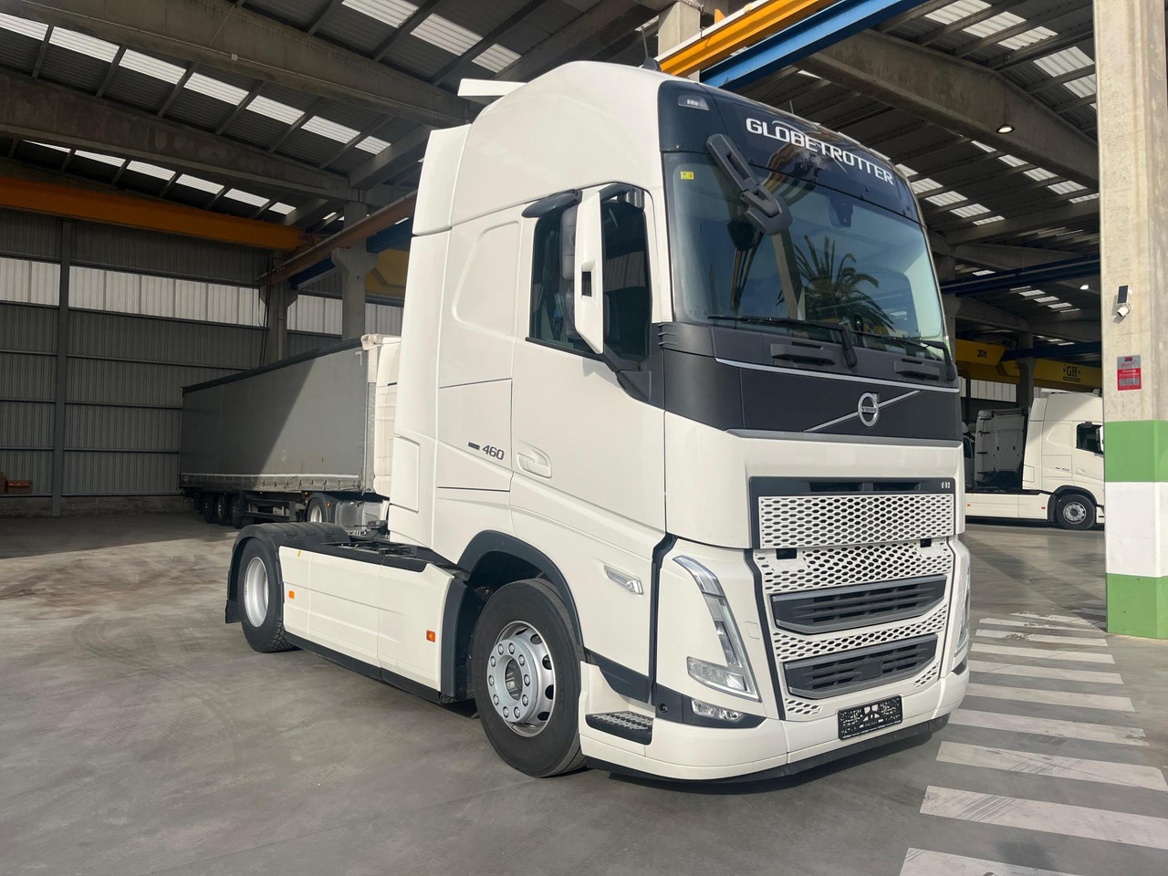 Volvo FH 460 Globetrotter XL i-Save - Tegljač: slika 2 Volvo FH 460 Globetrotter XL i-Save - Tegljač: slika 2