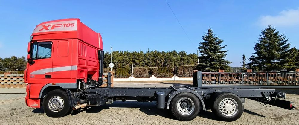 DAF XF510 /SKRĘTNA PODNOSZONA OŚ/6X2 - Kamion sa golom šasijom i zatvorenom kabinom: slika 4 DAF XF510 /SKRĘTNA PODNOSZONA OŚ/6X2 - Kamion sa golom šasijom i zatvorenom kabinom: slika 4