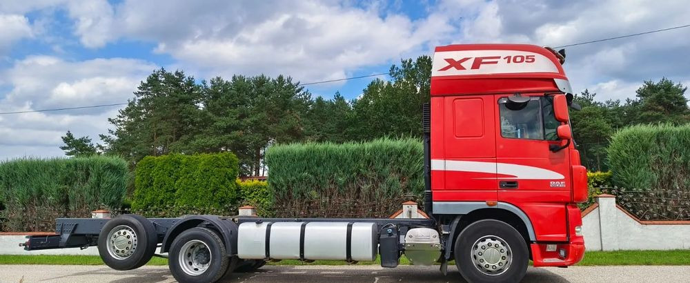 DAF XF510 pod zabudowę – 6x2/ skrętna podnoszona oś/ retarder - Kamion sa golom šasijom i zatvorenom kabinom: slika 2 DAF XF510 pod zabudowę – 6x2/ skrętna podnoszona oś/ retarder - Kamion sa golom šasijom i zatvorenom kabinom: slika 2