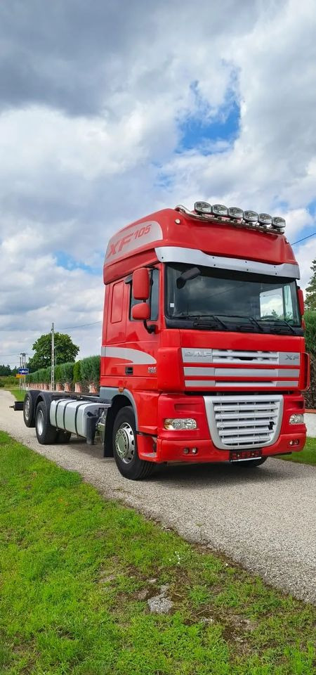 DAF XF510 pod zabudowę – 6x2/ skrętna podnoszona oś/ retarder - Kamion sa golom šasijom i zatvorenom kabinom: slika 1 DAF XF510 pod zabudowę – 6x2/ skrętna podnoszona oś/ retarder - Kamion sa golom šasijom i zatvorenom kabinom: slika 1