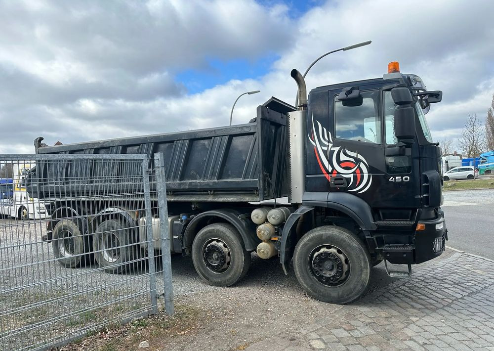 Iveco Trakker 450 | Trójstronna wywrotka | 2008 | 8x4 | Retarder | Bordmatik | Manual | - Istovarivač: slika 4 Iveco Trakker 450 | Trójstronna wywrotka | 2008 | 8x4 | Retarder | Bordmatik | Manual | - Istovarivač: slika 4