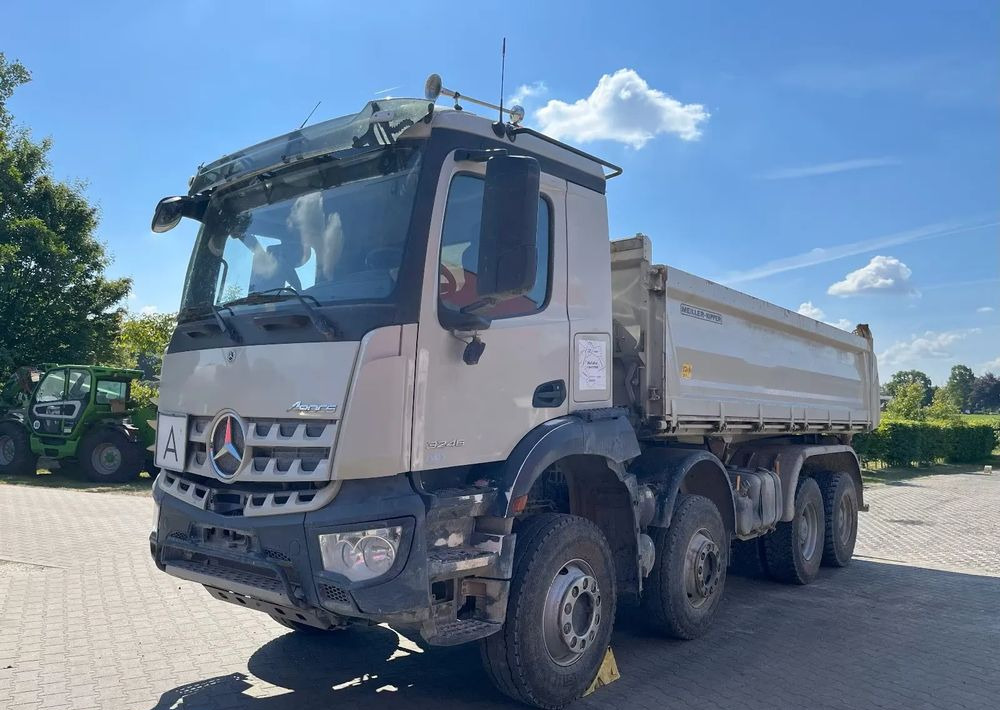 Mercedes-Benz Arocs 3246 / 8x4 / Trójstronna Wywrotka / Bordmatic / Euro 6 / Uszkodzony - Istovarivač: slika 1 Mercedes-Benz Arocs 3246 / 8x4 / Trójstronna Wywrotka / Bordmatic / Euro 6 / Uszkodzony - Istovarivač: slika 1
