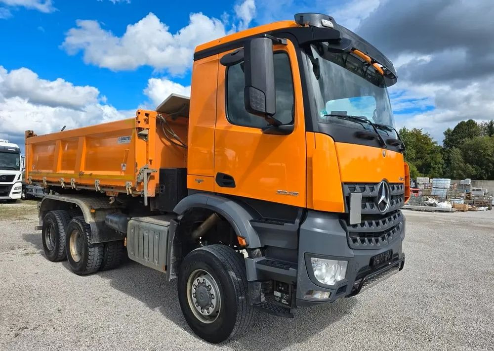 Mercedes-Benz Arocs 3345 6x6 Allrad / Bordmatic – Wywrotka Dautel | 449 KM | - Istovarivač: slika 2 Mercedes-Benz Arocs 3345 6x6 Allrad / Bordmatic – Wywrotka Dautel | 449 KM | - Istovarivač: slika 2