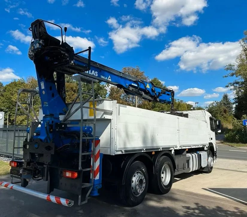 Volvo FM420 6x2 z zabudową budowlaną / oś podnoszona i skrętna / HDS Atlas / Euro 6 / 238 000 km - Kamion sa tovarnim sandukom, Kamion sa dizalicom: slika 4 Volvo FM420 6x2 z zabudową budowlaną / oś podnoszona i skrętna / HDS Atlas / Euro 6 / 238 000 km - Kamion sa tovarnim sandukom, Kamion sa dizalicom: slika 4