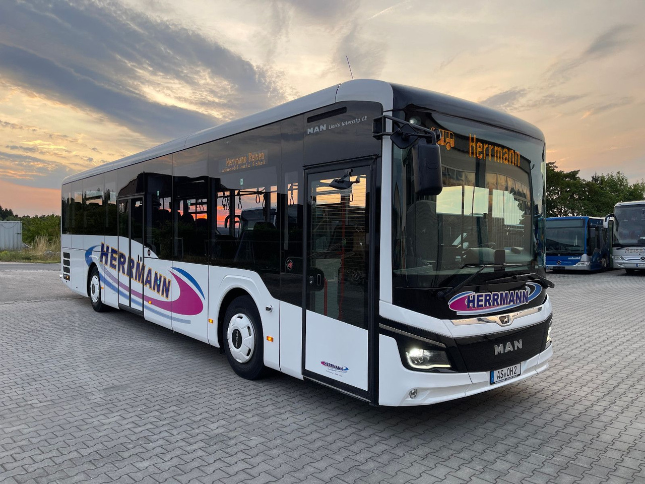 MAN Lion's Intercity LE 12 - Gradski autobus: slika 1 MAN Lion's Intercity LE 12 - Gradski autobus: slika 1
