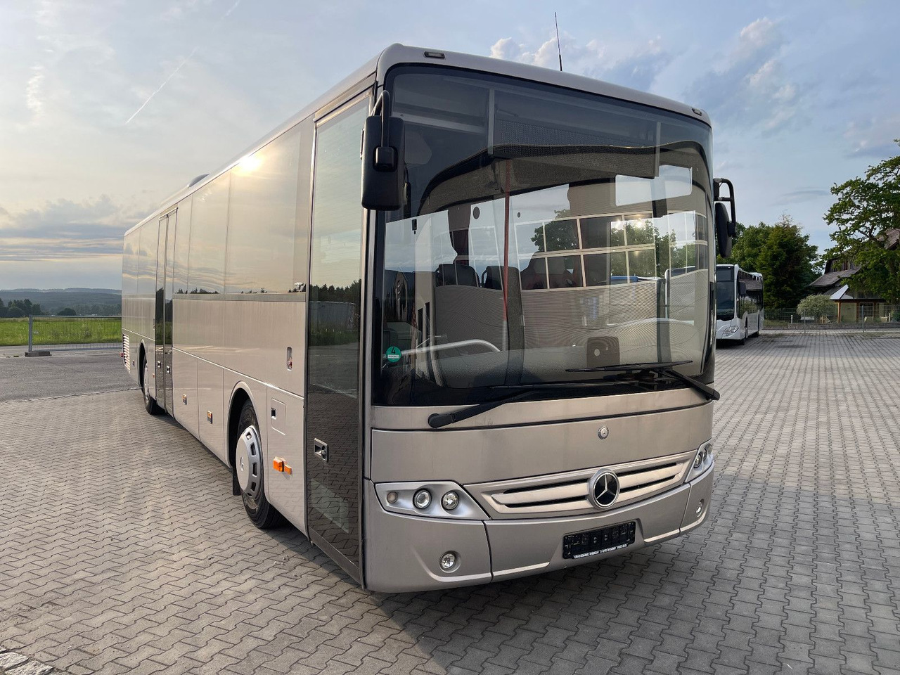 Mercedes-Benz Intouro Euro 6 mit 57 Plätzen - Prigradski autobus: slika 1 Mercedes-Benz Intouro Euro 6 mit 57 Plätzen - Prigradski autobus: slika 1