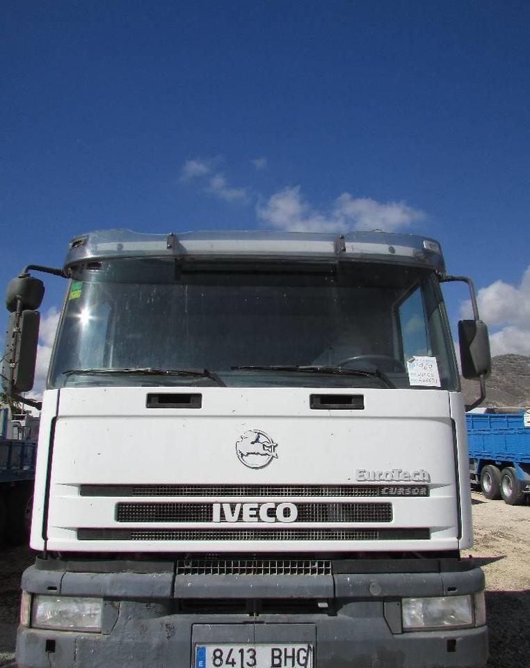 IVECO 260 E31 6X2 CAJA FIJA - Kamion sa tovarnim sandukom: slika 2 IVECO 260 E31 6X2 CAJA FIJA - Kamion sa tovarnim sandukom: slika 2