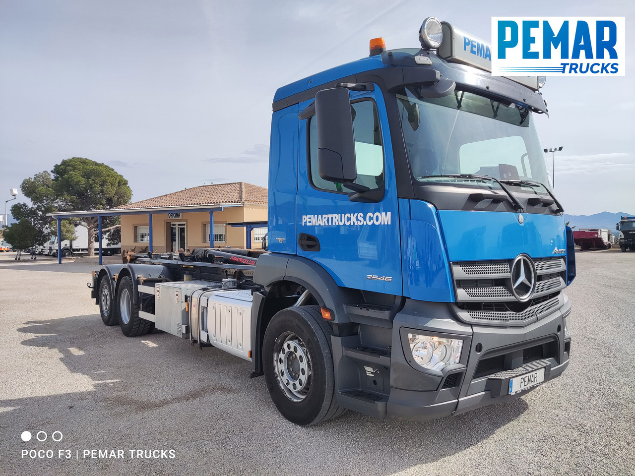 MERCEDES-BENZ ANTOS 2546 6X2 MULTILIFT - Kamion za prevoz kontejnera/ Kamion sa promenjivim sandukom: slika 4 MERCEDES-BENZ ANTOS 2546 6X2 MULTILIFT - Kamion za prevoz kontejnera/ Kamion sa promenjivim sandukom: slika 4