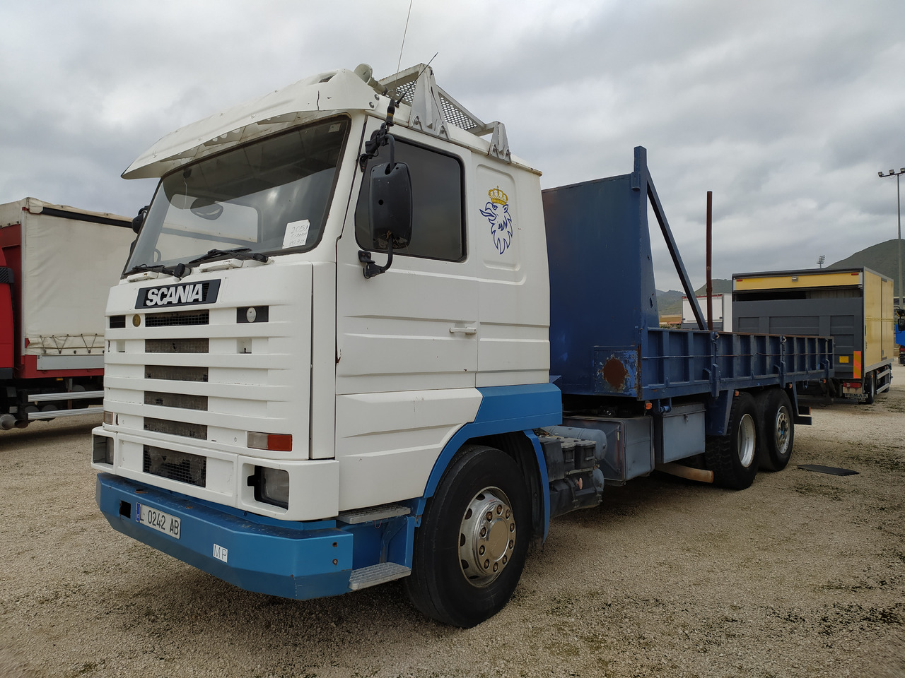 SCANIA 143 420 BASCULANTE - Istovarivač: slika 1 SCANIA 143 420 BASCULANTE - Istovarivač: slika 1