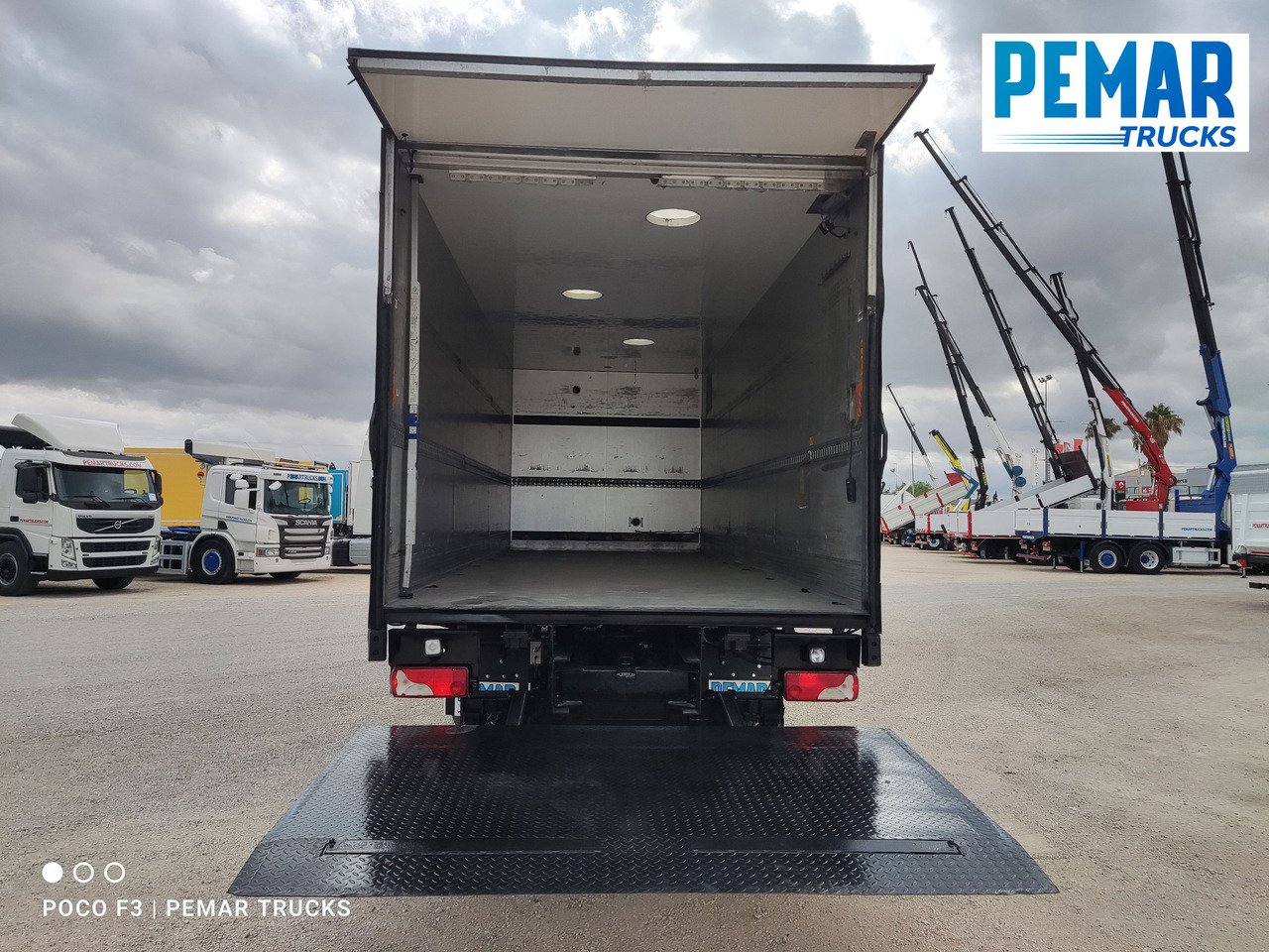 Kamion sa zatvorenim sandukom SCANIA P 230 CAJA CERRADA 16.5T: slika 10