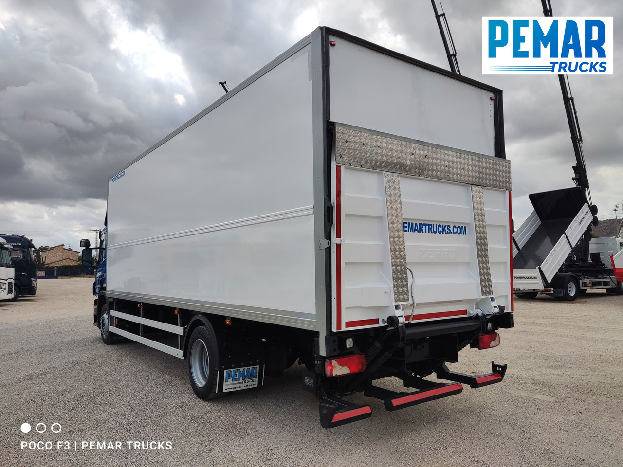 Kamion sa zatvorenim sandukom SCANIA P 230 CAJA CERRADA 16.5T: slika 7