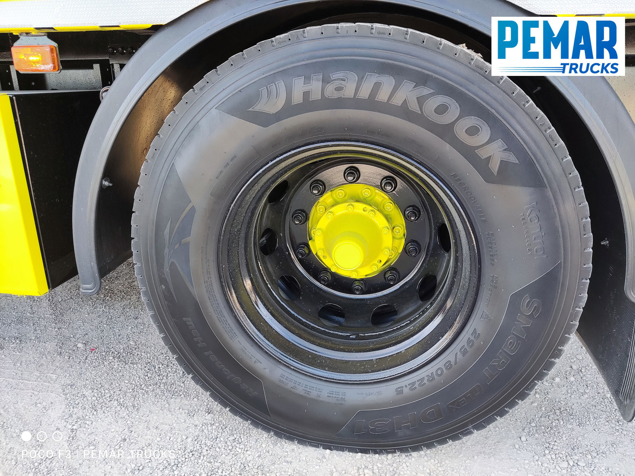 Kamion sa dizalicom SCANIA P 250 GRUA CAJA FIJA: slika 23