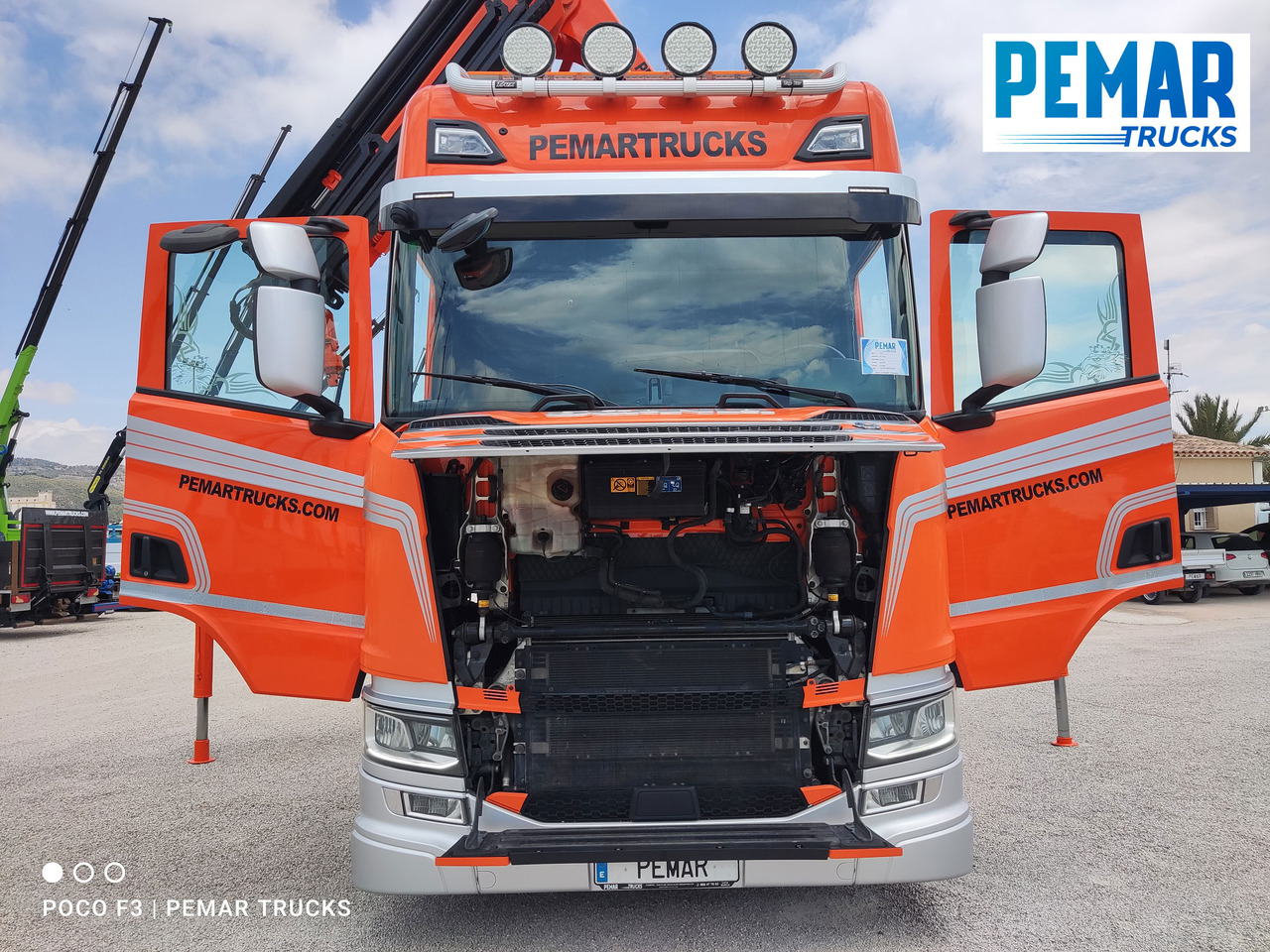 Kamion sa tovarnim sandukom, Kamion sa dizalicom SCANIA R 540 6X2 GRUA CAJA FIJA: slika 39