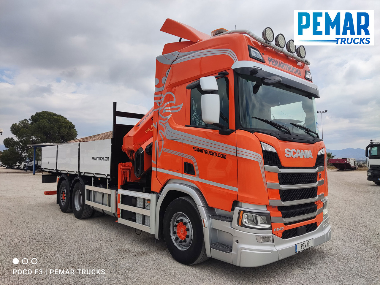 SCANIA R 540 6X2 GRUA CAJA FIJA - Kamion sa tovarnim sandukom, Kamion sa dizalicom: slika 4 SCANIA R 540 6X2 GRUA CAJA FIJA - Kamion sa tovarnim sandukom, Kamion sa dizalicom: slika 4