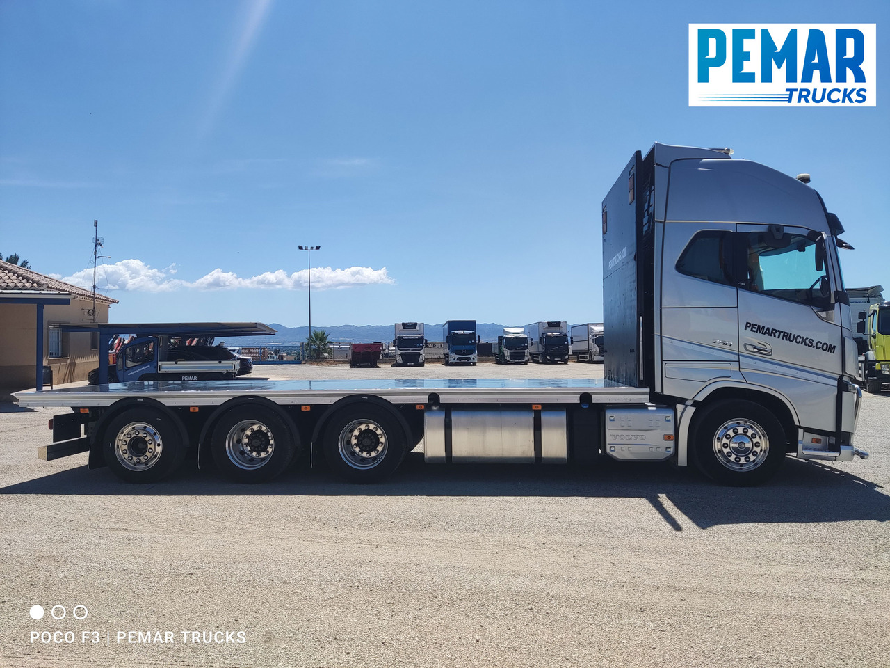 VOLVO FH16 750 8X4 PLATAFORMA CAJA ABIERTA - Kamion sa tovarnim sandukom: slika 4 VOLVO FH16 750 8X4 PLATAFORMA CAJA ABIERTA - Kamion sa tovarnim sandukom: slika 4
