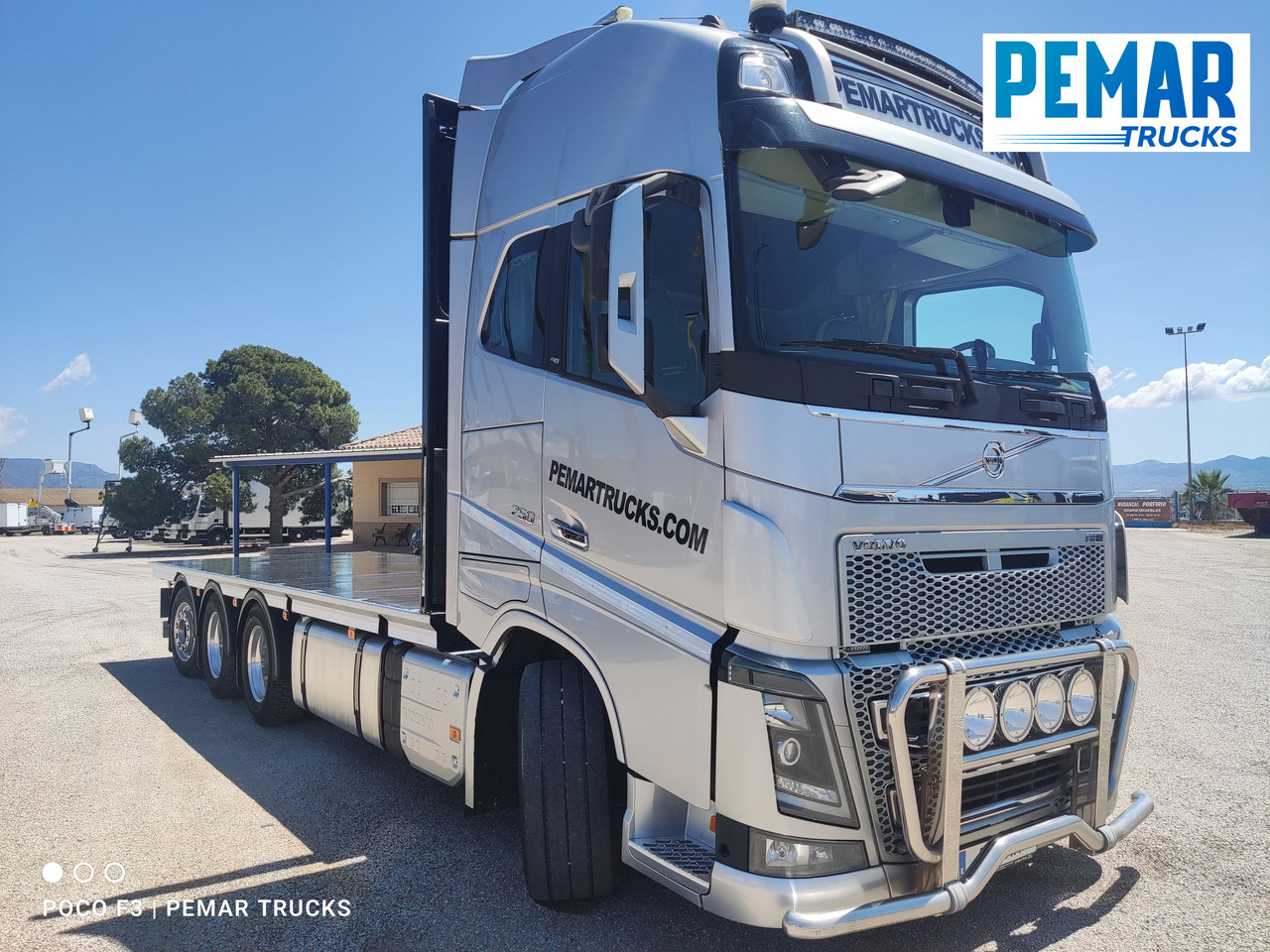 Kamion sa tovarnim sandukom VOLVO FH16 750 8X4 PLATAFORMA CAJA ABIERTA: slika 13