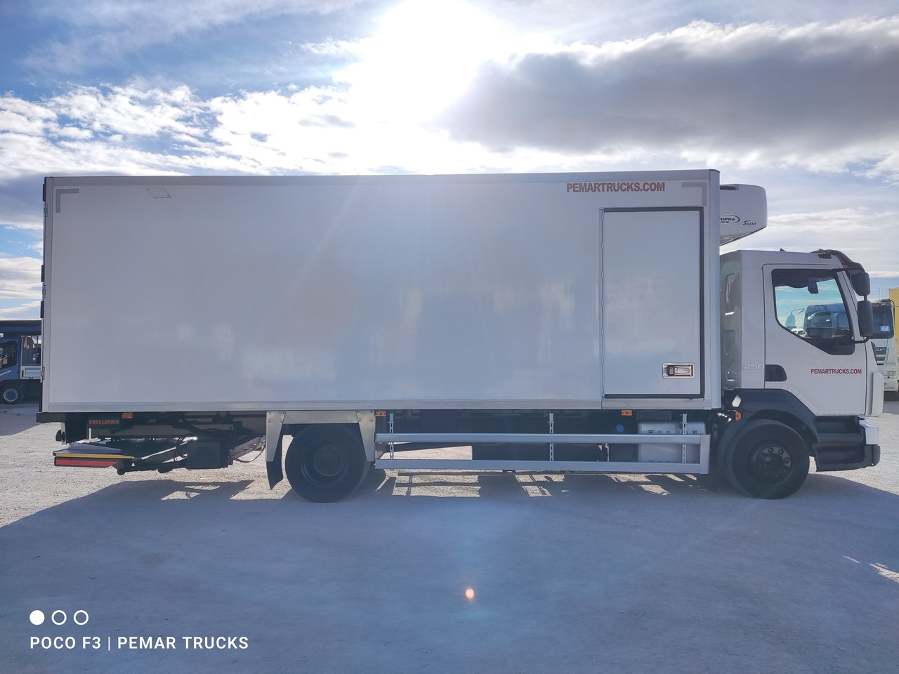 VOLVO FL 250 FRIGORIFICO 12T EURO 6 - Hladnjača: slika 4 VOLVO FL 250 FRIGORIFICO 12T EURO 6 - Hladnjača: slika 4