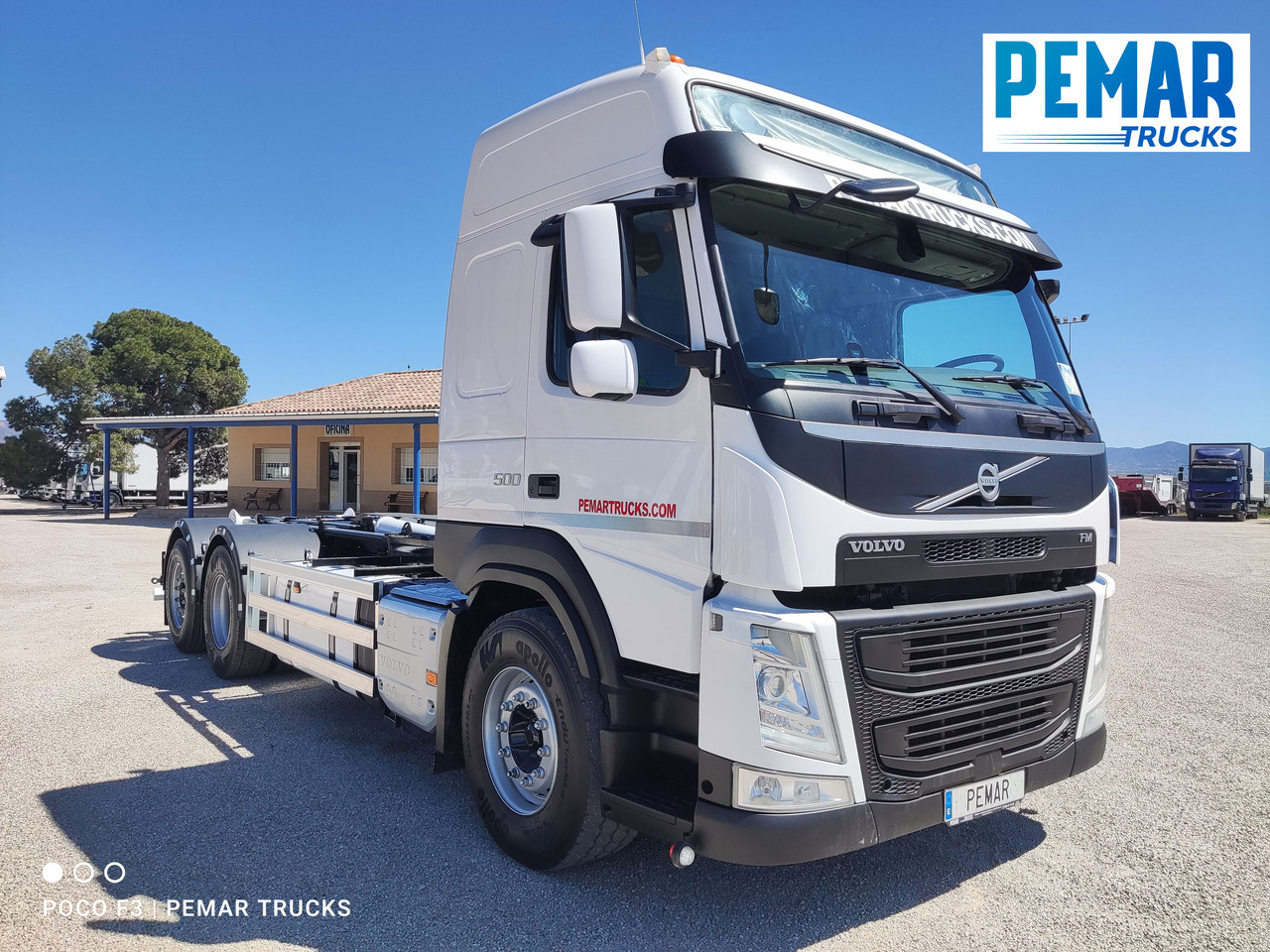 VOLVO FM 500 6X2 GANCHO MULTILIFT - Kamion za prevoz kontejnera/ Kamion sa promenjivim sandukom: slika 4 VOLVO FM 500 6X2 GANCHO MULTILIFT - Kamion za prevoz kontejnera/ Kamion sa promenjivim sandukom: slika 4