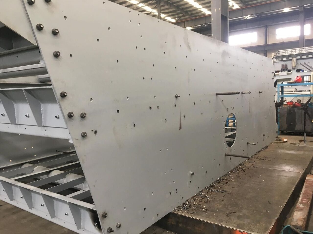 Kinglink Copper Ore Circular Vibrating Screen 3YA2160 | 200TPH - Sito: slika 4 Kinglink Copper Ore Circular Vibrating Screen 3YA2160 | 200TPH - Sito: slika 4