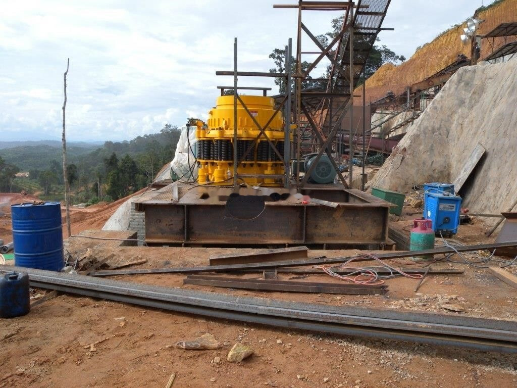 Kinglink Hematite Iron Ore Cone Crusher KLC1300 - Konusna drobilica: slika 3 Kinglink Hematite Iron Ore Cone Crusher KLC1300 - Konusna drobilica: slika 3