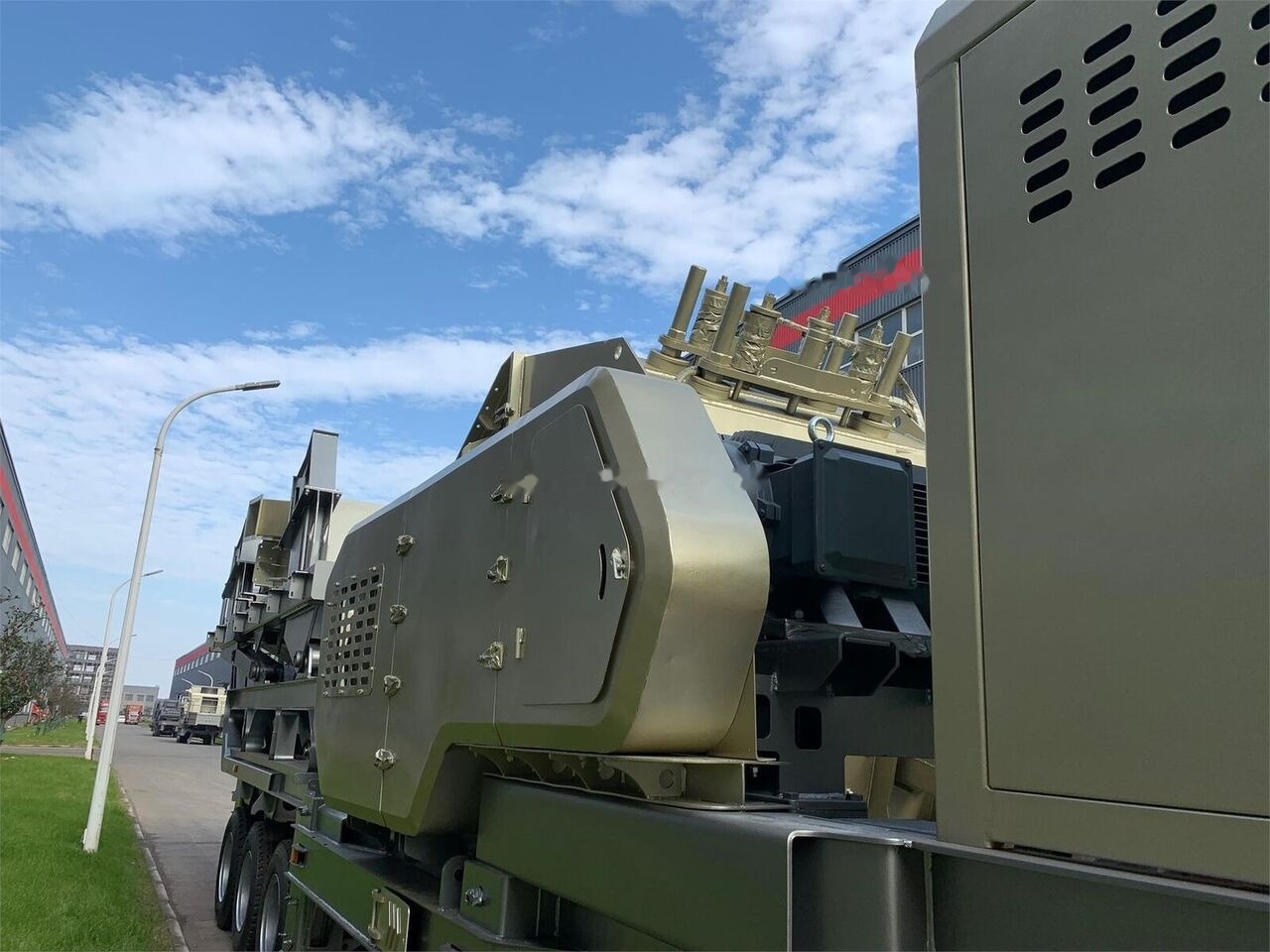 Kinglink KL3S2160F1315 Portable Impact Crusher Plant - Udarna drobilica: slika 5 Kinglink KL3S2160F1315 Portable Impact Crusher Plant - Udarna drobilica: slika 5