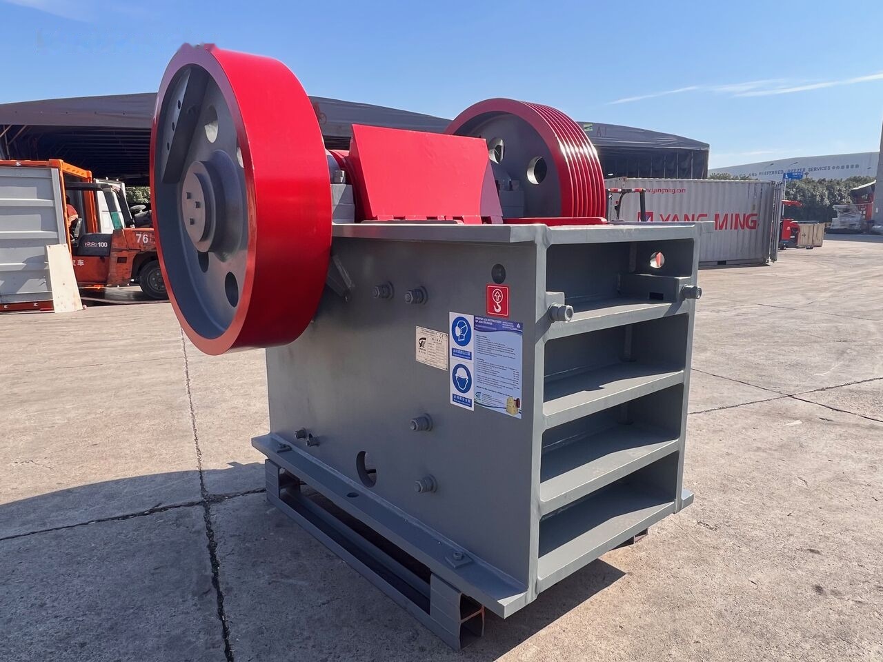 Kinglink PE500x750 Jaw Crusher | PE2030 For Hard Rock Stone - Čeljusna drobilica: slika 5 Kinglink PE500x750 Jaw Crusher | PE2030 For Hard Rock Stone - Čeljusna drobilica: slika 5