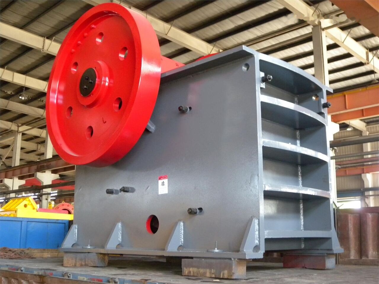 Kinglink PE600x900 Copper Mines Jaw Crusher - Čeljusna drobilica: slika 1 Kinglink PE600x900 Copper Mines Jaw Crusher - Čeljusna drobilica: slika 1