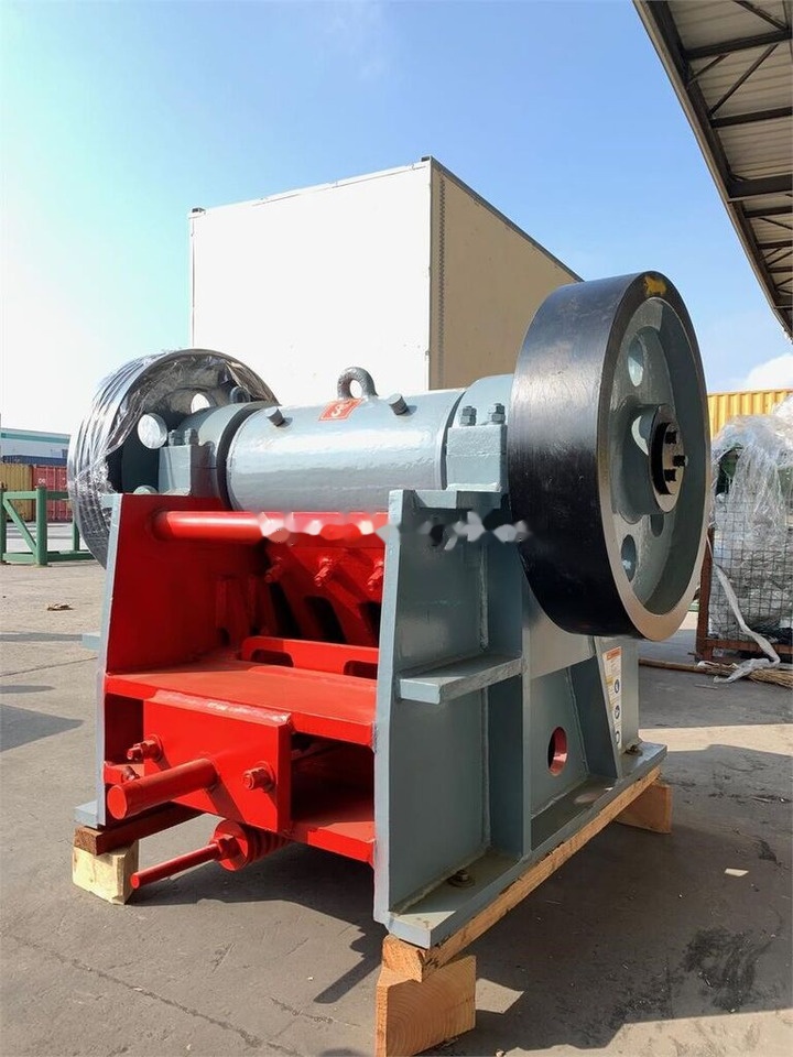 Kinglink PEX1030 Small Jaw Crusher | Mineral Ore - Čeljusna drobilica: slika 4 Kinglink PEX1030 Small Jaw Crusher | Mineral Ore - Čeljusna drobilica: slika 4