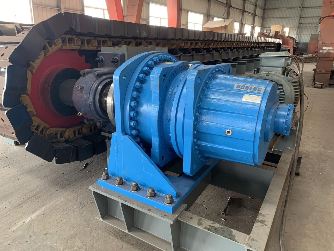 Kinglink WBZ200 Iron/Copper Ore Apron Chain feeder - Transporter: slika 3 Kinglink WBZ200 Iron/Copper Ore Apron Chain feeder - Transporter: slika 3