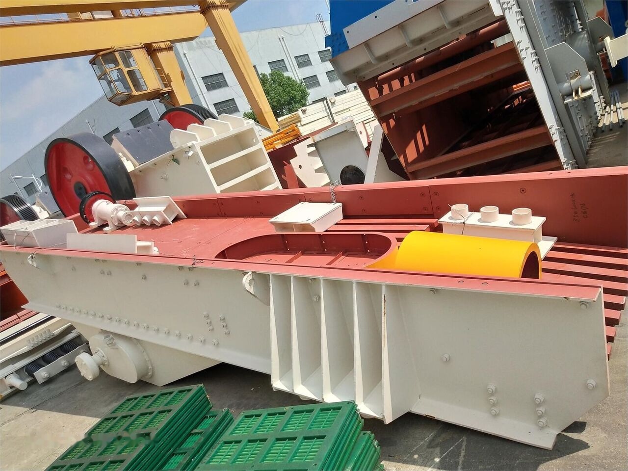 Kinglink ZSW590x110 Stone Wobbler feeder - Rudarska mašina: slika 1 Kinglink ZSW590x110 Stone Wobbler feeder - Rudarska mašina: slika 1