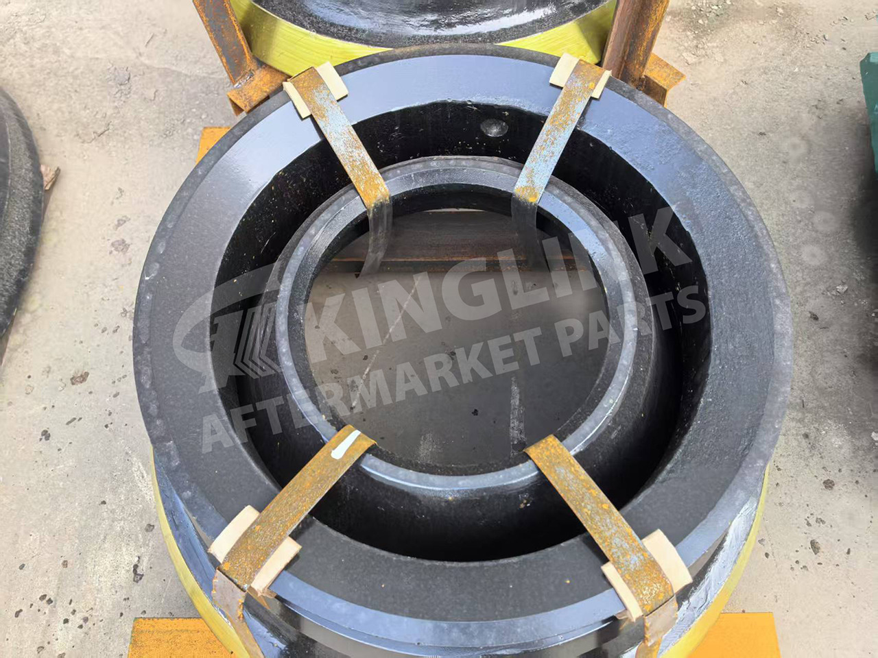 KINGLINK Concave Ring 442.9585-01 / 442.9585-02 / 442.9585-03 For CH420 Cone Crusher - Rezervni deo za Drobilica: slika 2 KINGLINK Concave Ring 442.9585-01 / 442.9585-02 / 442.9585-03 For CH420 Cone Crusher - Rezervni deo za Drobilica: slika 2