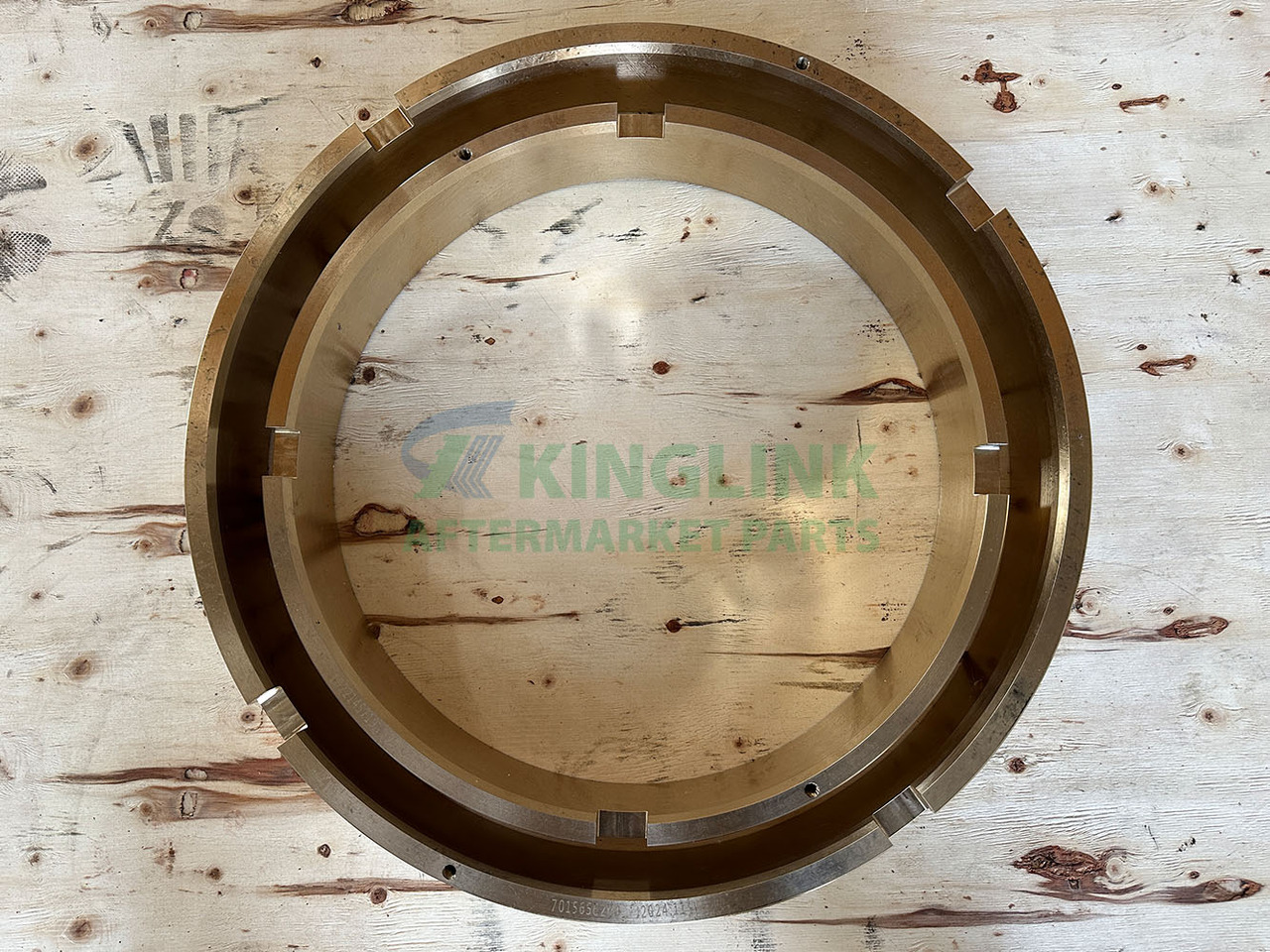 KINGLINK Copper Alloy Upper Head Bushing 1022145719 For HP200 Cone Crusher - Rezervni deo za Građevinska mašina: slika 2 KINGLINK Copper Alloy Upper Head Bushing 1022145719 For HP200 Cone Crusher - Rezervni deo za Građevinska mašina: slika 2