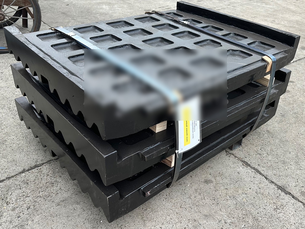 KINGLINK High Manganese Steel Fixed Jaw Plates 17003346 for CT2036 Jaw Crusher - Rezervni deo za Građevinska mašina: slika 5 KINGLINK High Manganese Steel Fixed Jaw Plates 17003346 for CT2036 Jaw Crusher - Rezervni deo za Građevinska mašina: slika 5