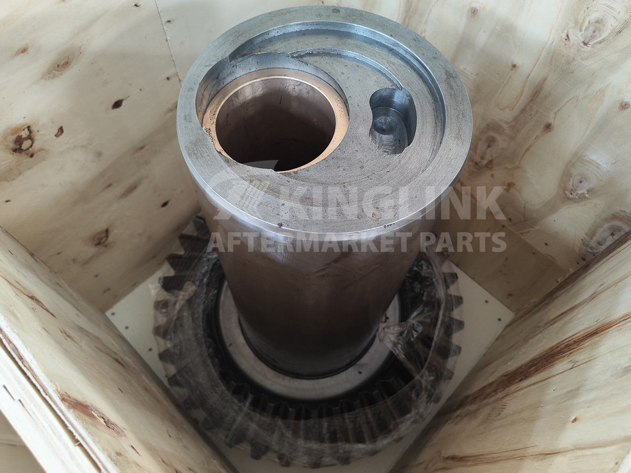 KINGLINK High Quality Eccentric Assembly 17000219 for Tc36 Cone Crusher - Rezervni deo za Građevinska mašina: slika 2 KINGLINK High Quality Eccentric Assembly 17000219 for Tc36 Cone Crusher - Rezervni deo za Građevinska mašina: slika 2