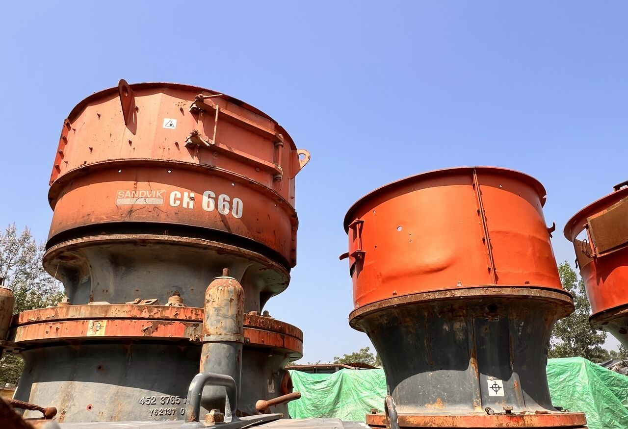 Sandvik CH660- MF Hydraulic Cone Crusher - Konusna drobilica: slika 1 Sandvik CH660- MF Hydraulic Cone Crusher - Konusna drobilica: slika 1