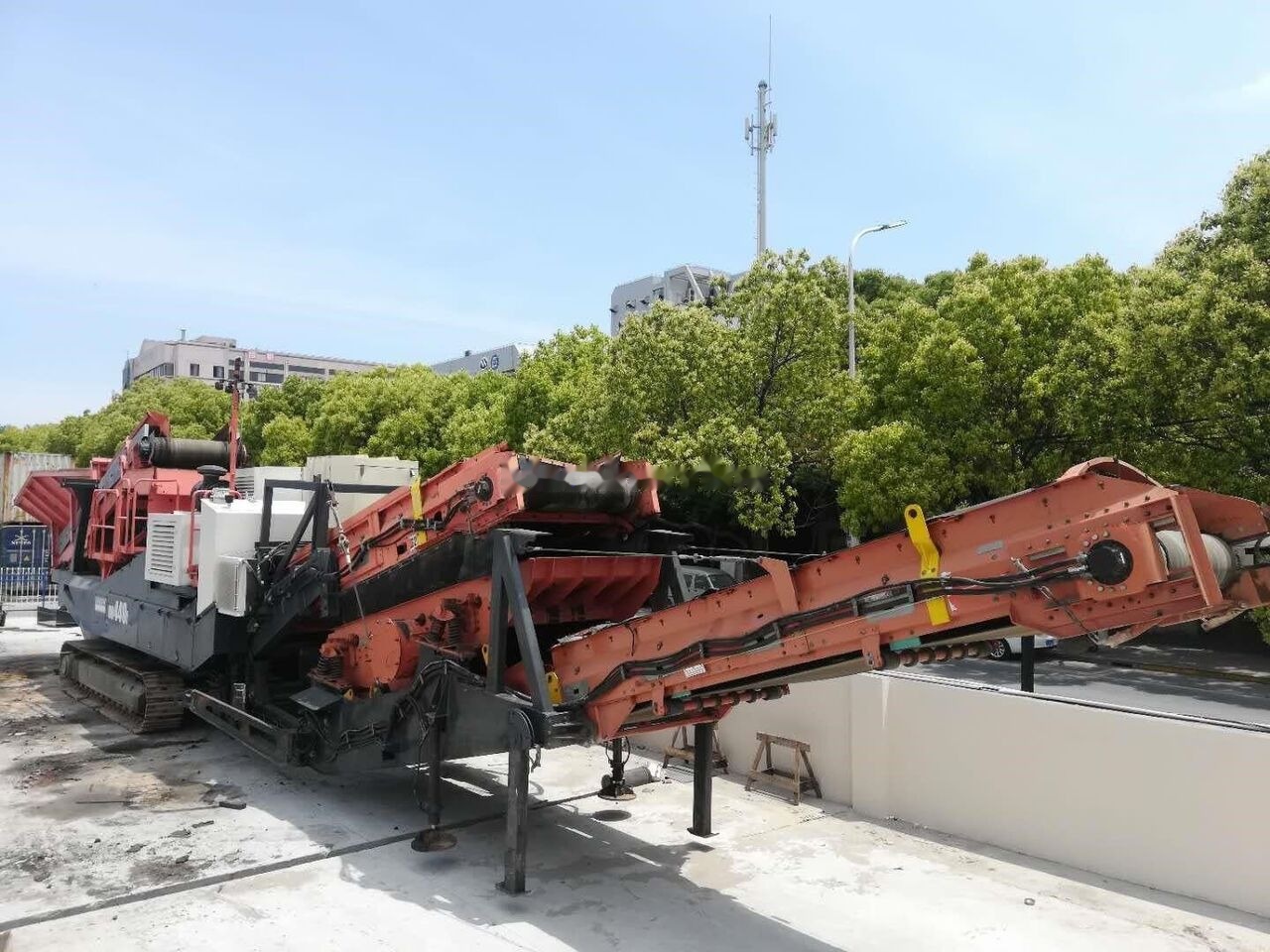 Sandvik UH440i Mobile Crushing Plant - Mobilna drobilica: slika 2 Sandvik UH440i Mobile Crushing Plant - Mobilna drobilica: slika 2